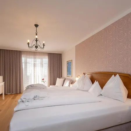 Hotel Moerisch 4*